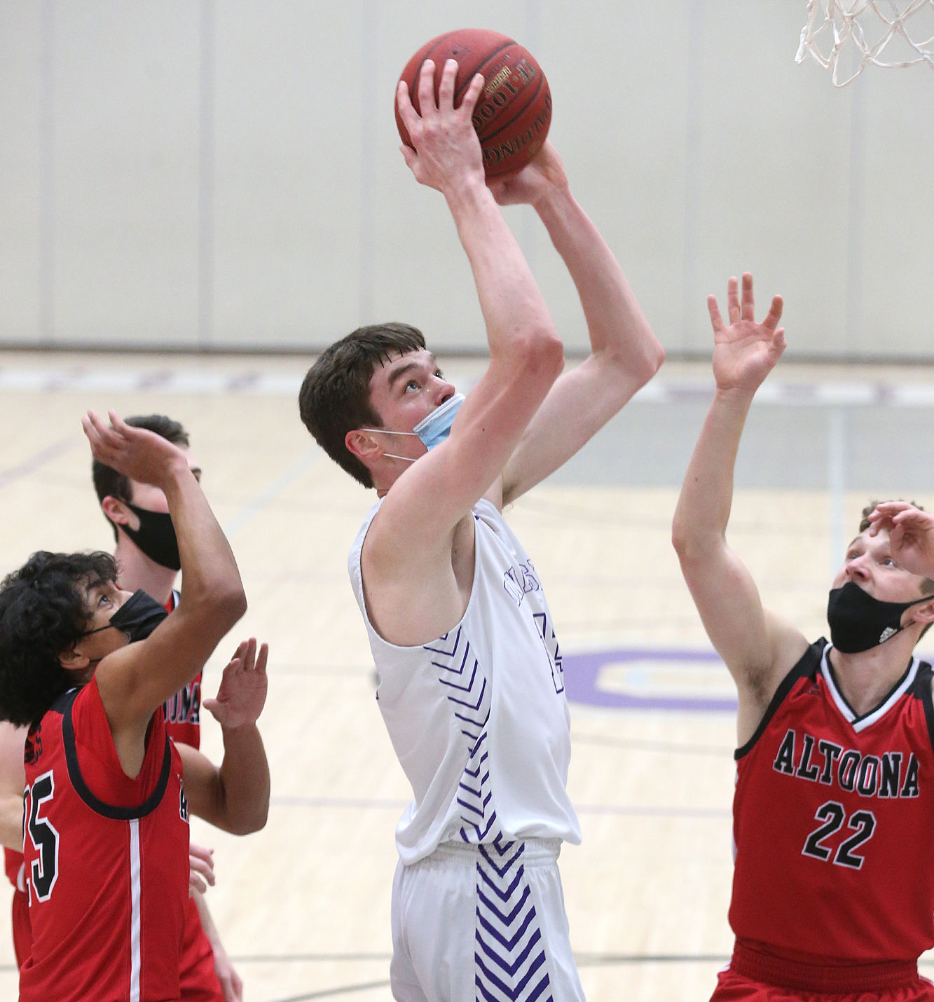 February 25: Altoona vs Onalaska